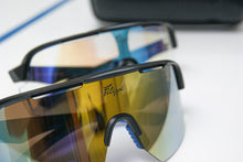 Lade das Bild in den Galerie-Viewer, Filippi 2020 Gold Napszemüveg, arany színű lencsével