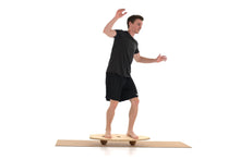Lade das Bild in den Galerie-Viewer, Balance Board Set - Eschenholz | rollendes Holz