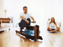 Lade das Bild in den Galerie-Viewer, WaterRower S4 Club | Club Evezőpad
